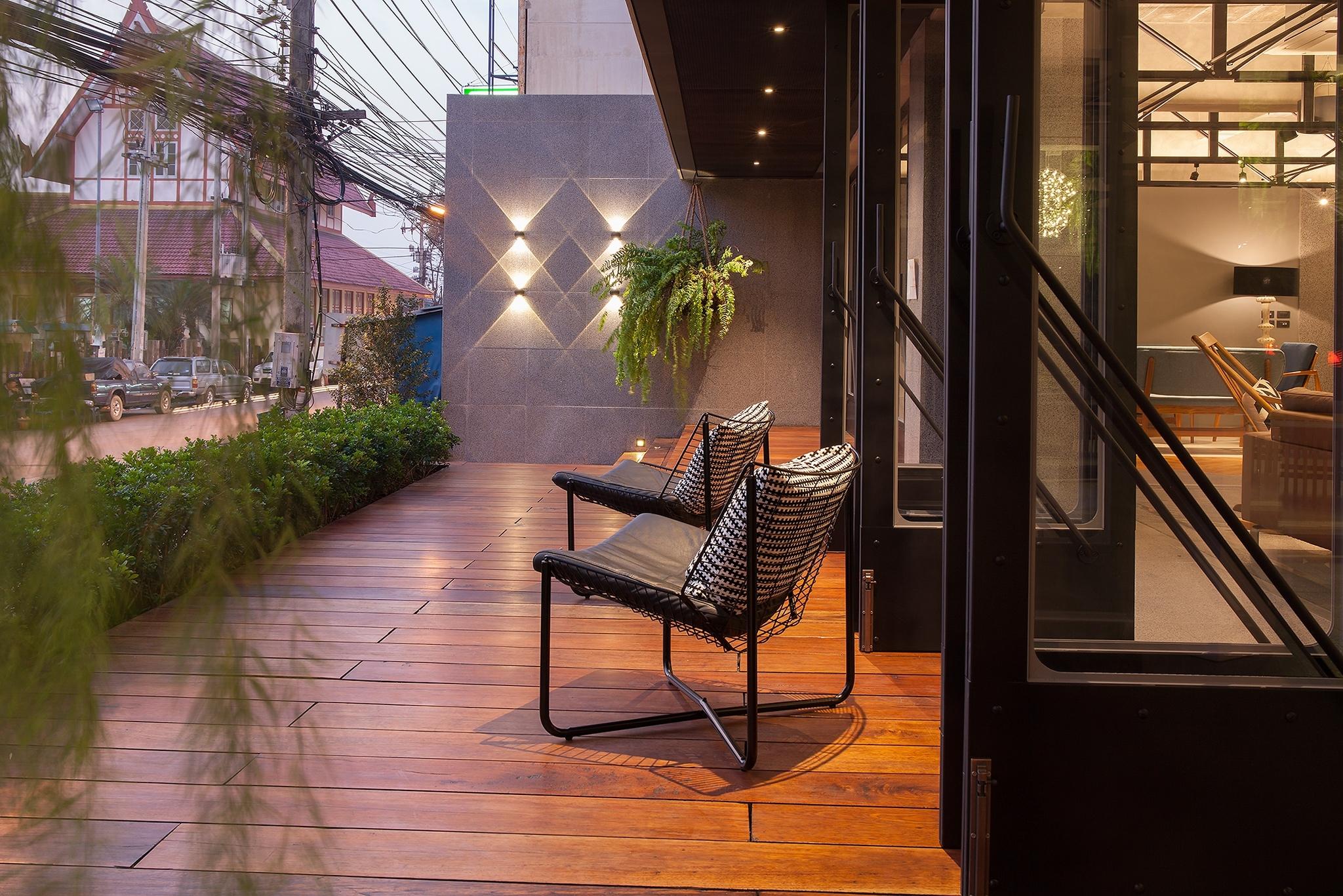 Bossotel Chiang Mai Exterior photo
