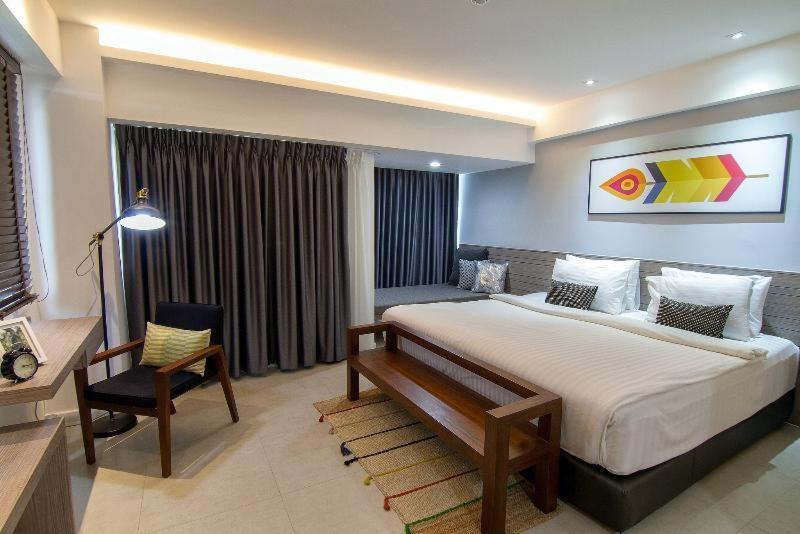 Bossotel Chiang Mai Room photo